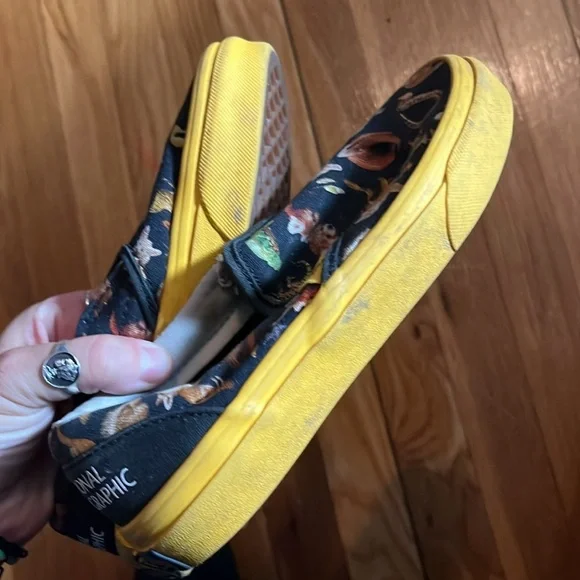 Kids Vans x National Geographic low top size 1.5 see pics GUC. - Picture 3 of 6